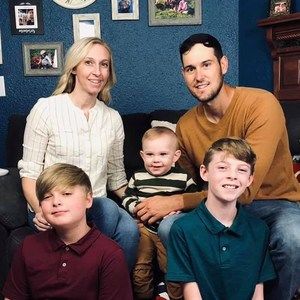 Meet your Posher, Aaron